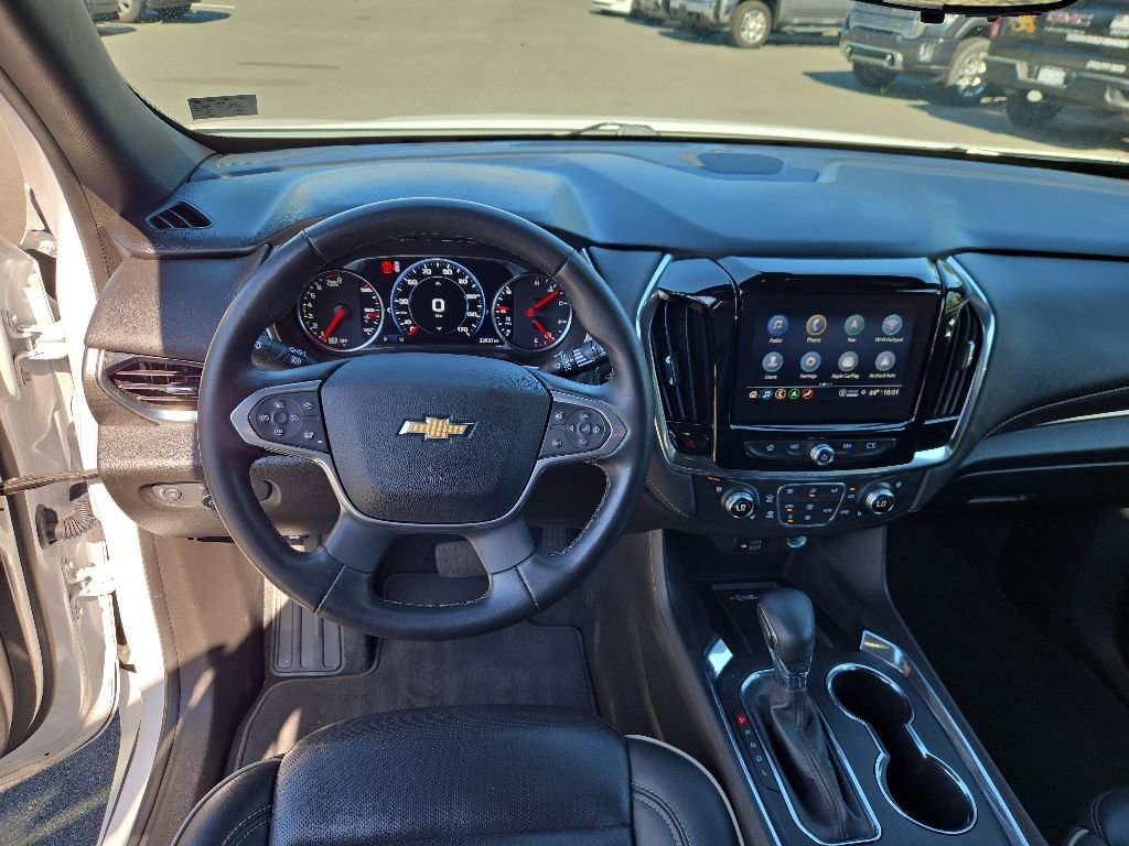 Used 2023 Chevrolet Traverse Premier AWD/4WD image 14