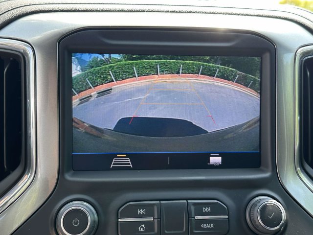 Used 2022 Chevrolet Silverado 1500 LT Trail Boss w/ Bed Protection Package AWD/4WD image 8