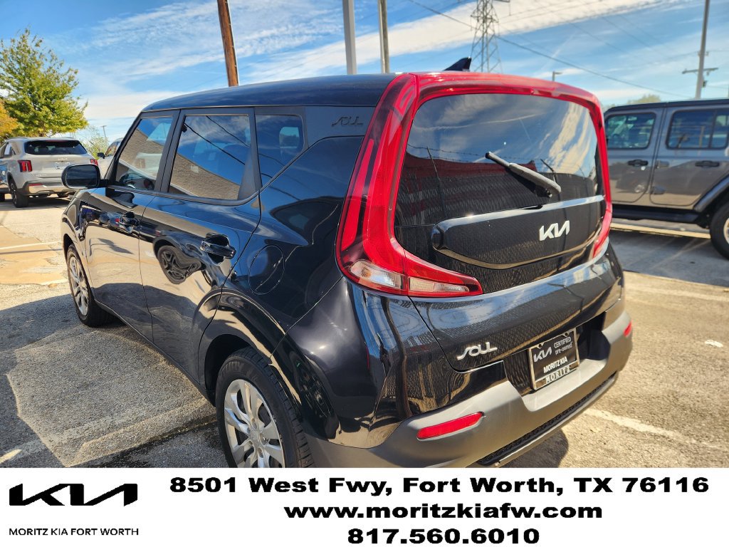 Certified 2022 Kia Soul LX FWD image 4