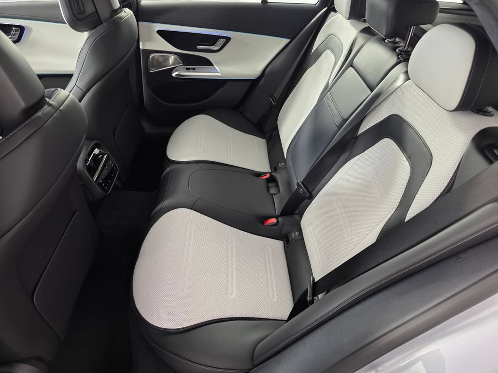 New 2026 Mercedes-Benz E 53 AMG e 4MATIC Wagon image 11