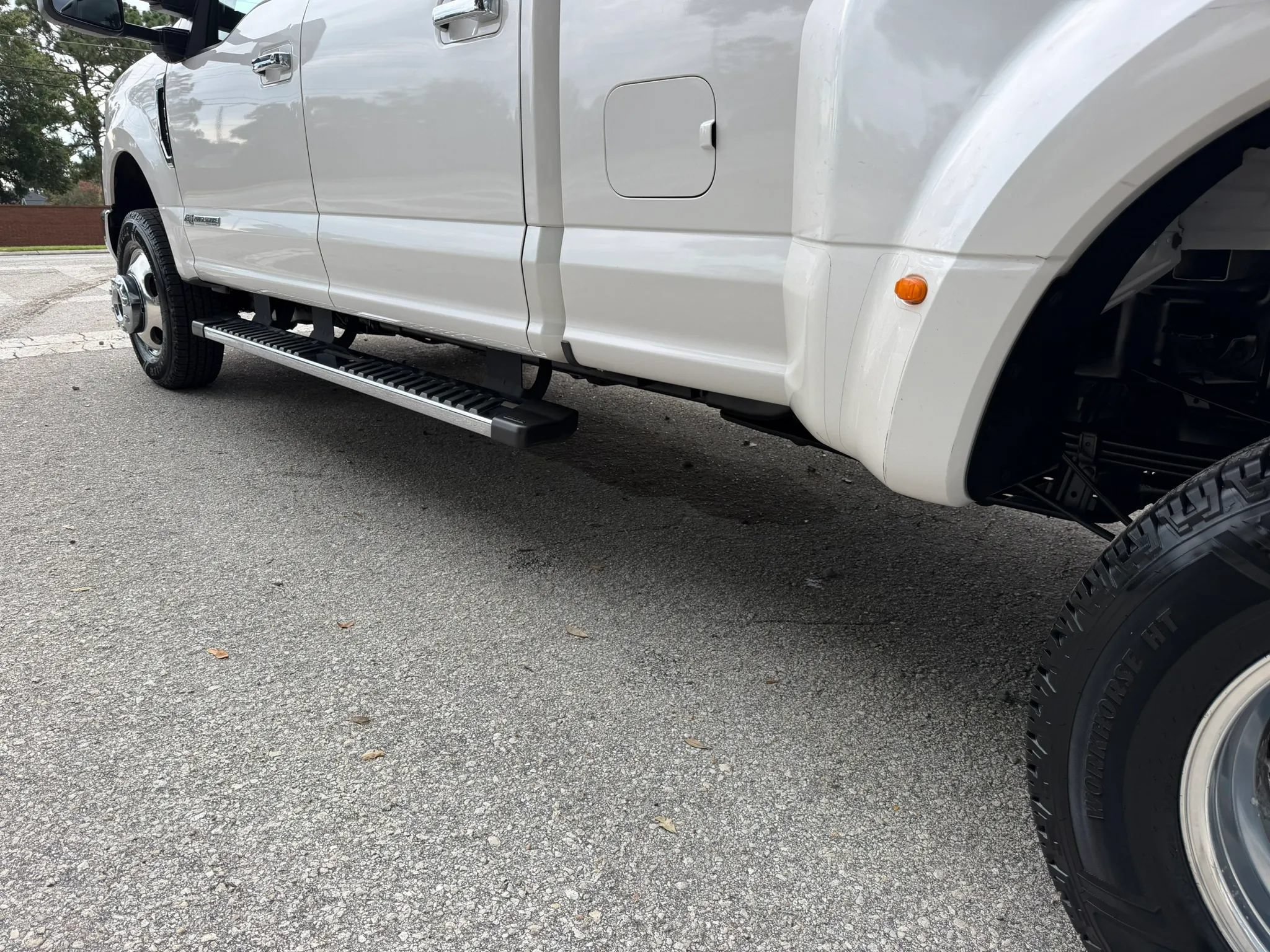 Used 2017 Ford F350 Lariat w/ Tow Technology Bundle AWD/4WD image 31