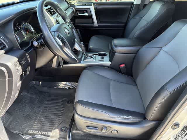 Used 2019 Toyota 4Runner SR5 Premium RWD image 7