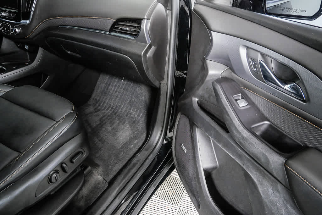 Used 2019 Chevrolet Traverse Premier w/ Driver Confidence II Package image 27