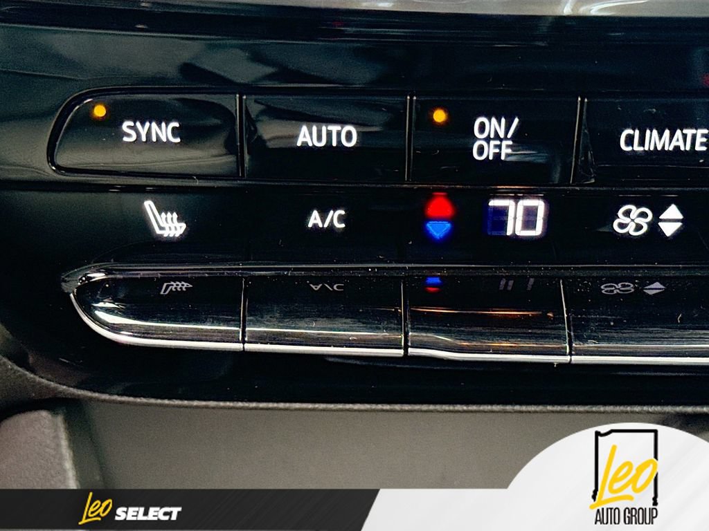 Used 2024 Buick Encore GX Avenir w/ Avenir Convenience Package FWD image 23