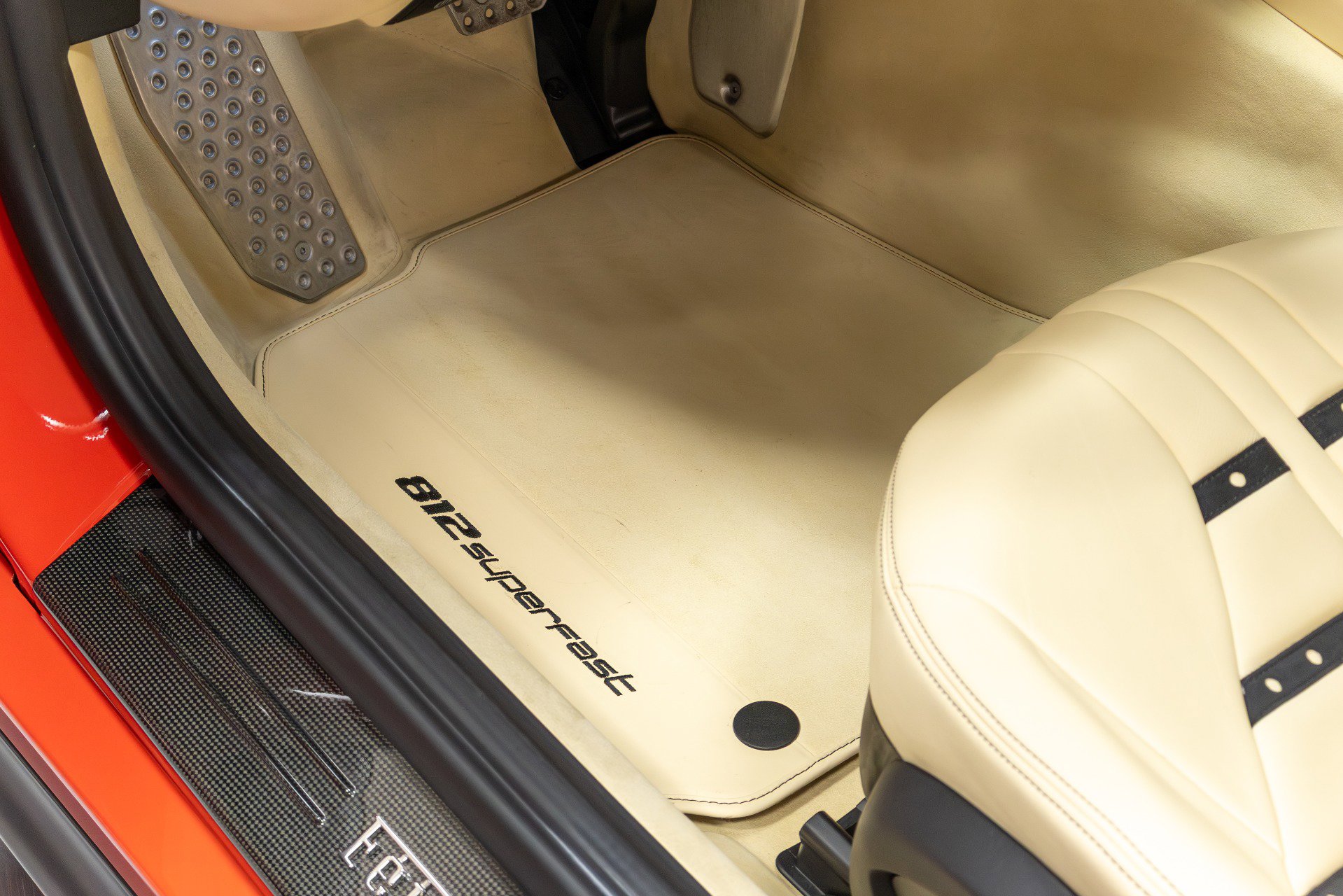 Used 2018 Ferrari 812 Superfast image 89