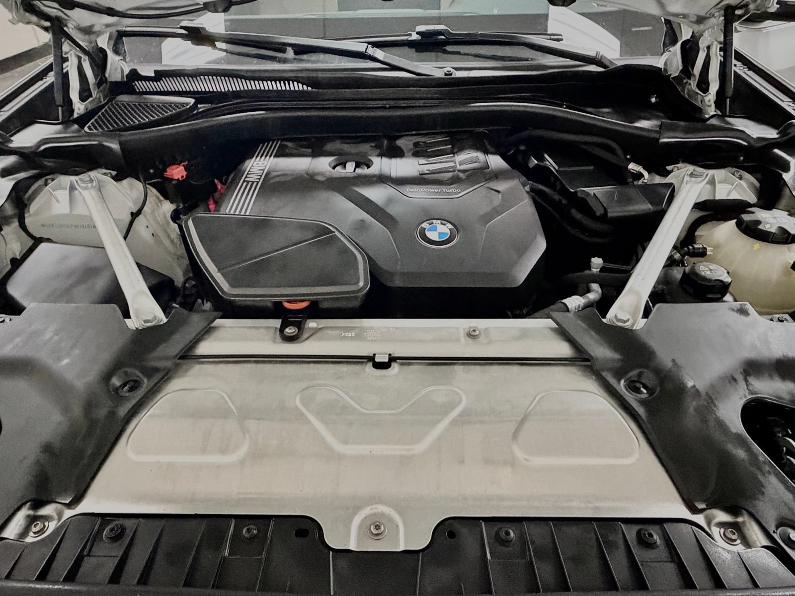 Used 2023 BMW X4 xDrive30i w/ Parking Assistance Package AWD/4WD image 38