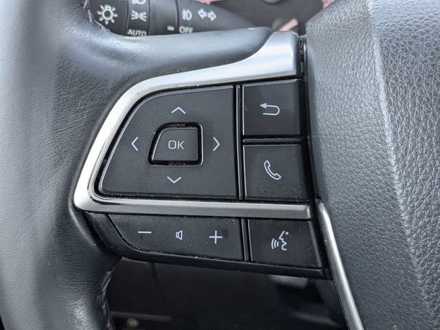 Used 2022 Toyota Highlander XLE image 29