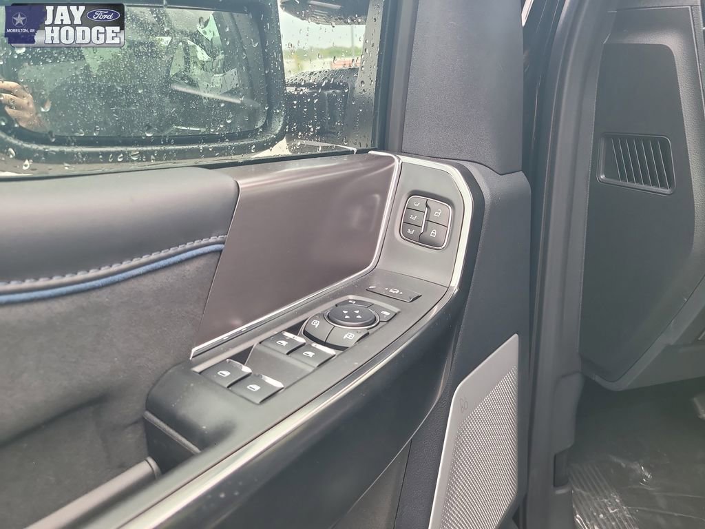 New 2026 Ford F250 Platinum image 13
