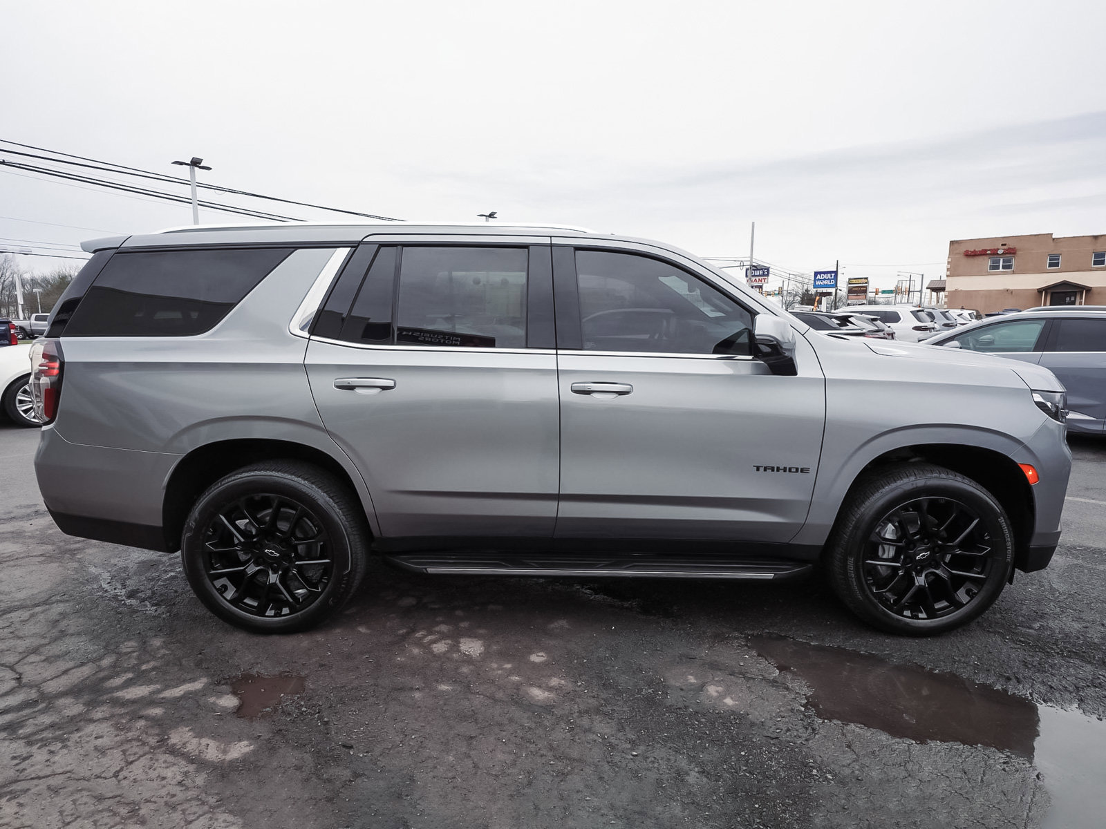 Used 2024 Chevrolet Tahoe LT w/ LT Signature Plus Package image 57