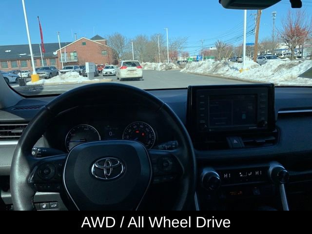 Used 2022 Toyota RAV4 XLE w/ Convenience Package image 17