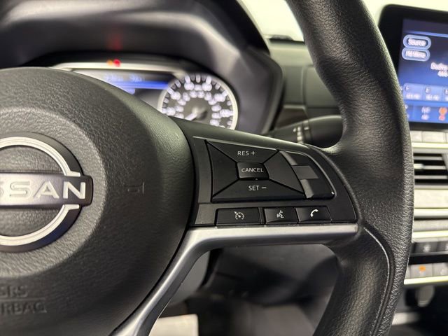 Used 2025 Nissan Altima 2.5 SV image 26