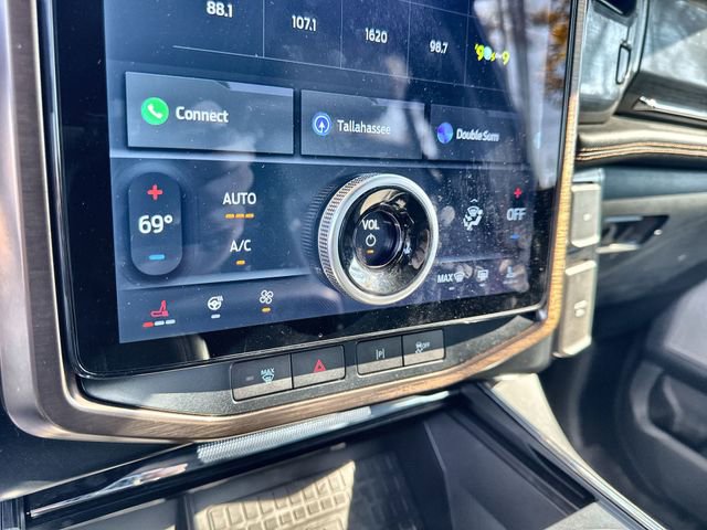 Used 2022 Ford F150 Lightning Lariat image 27