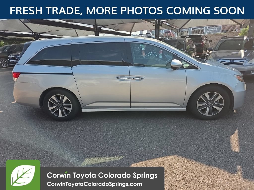 Used 2015 Honda Odyssey Touring image 3