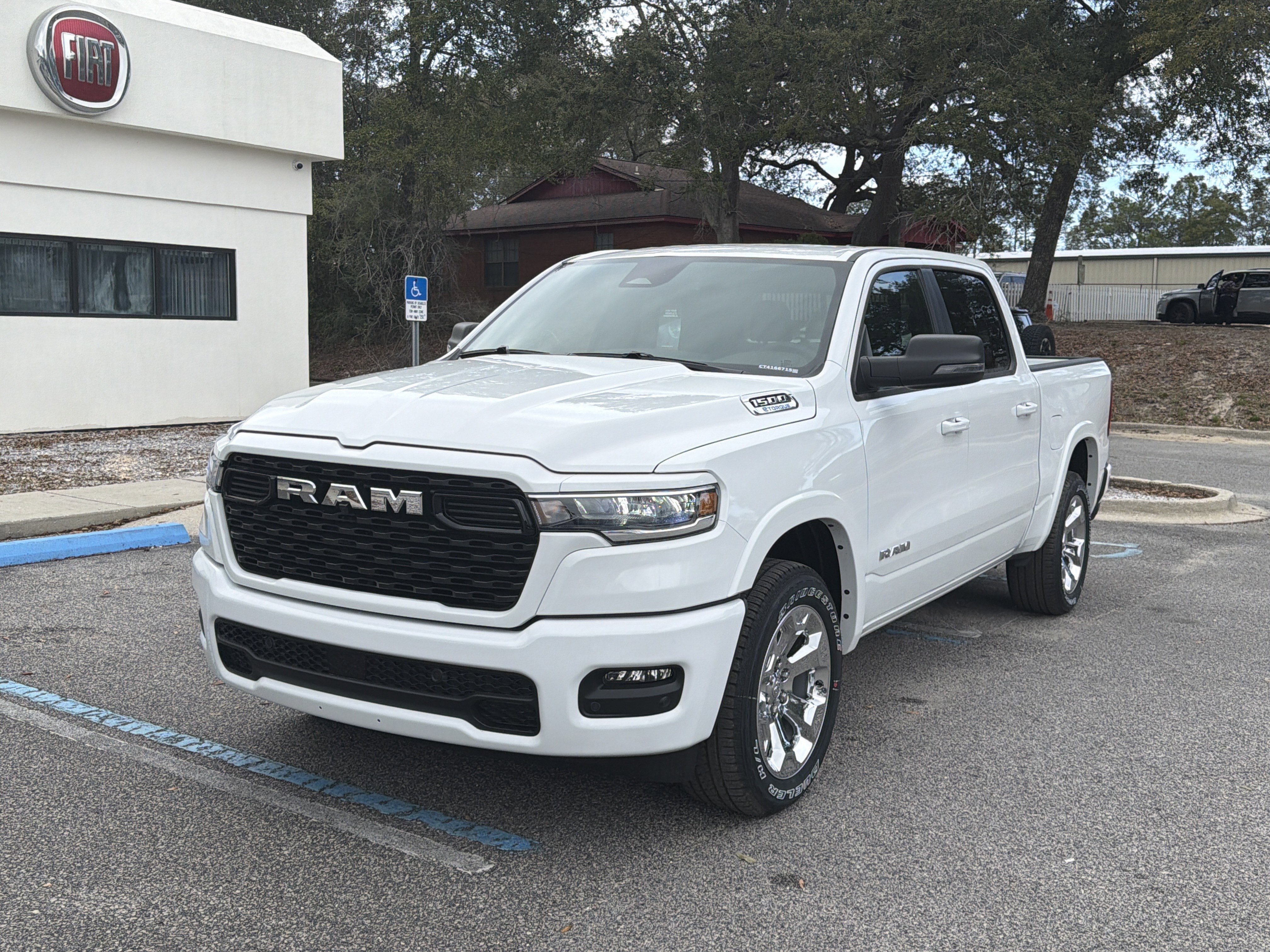 New 2026 RAM 1500 4x4 Crew Cab image 7