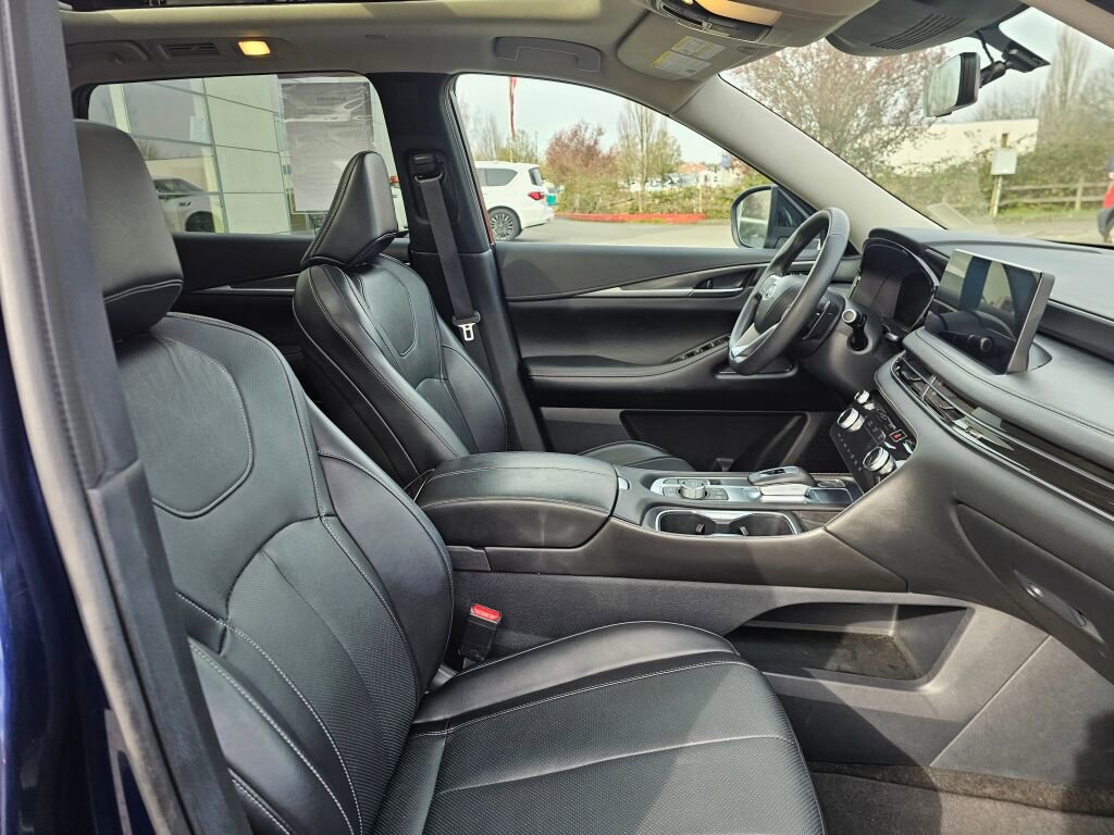 Used 2025 INFINITI QX60 Luxe AWD/4WD image 11