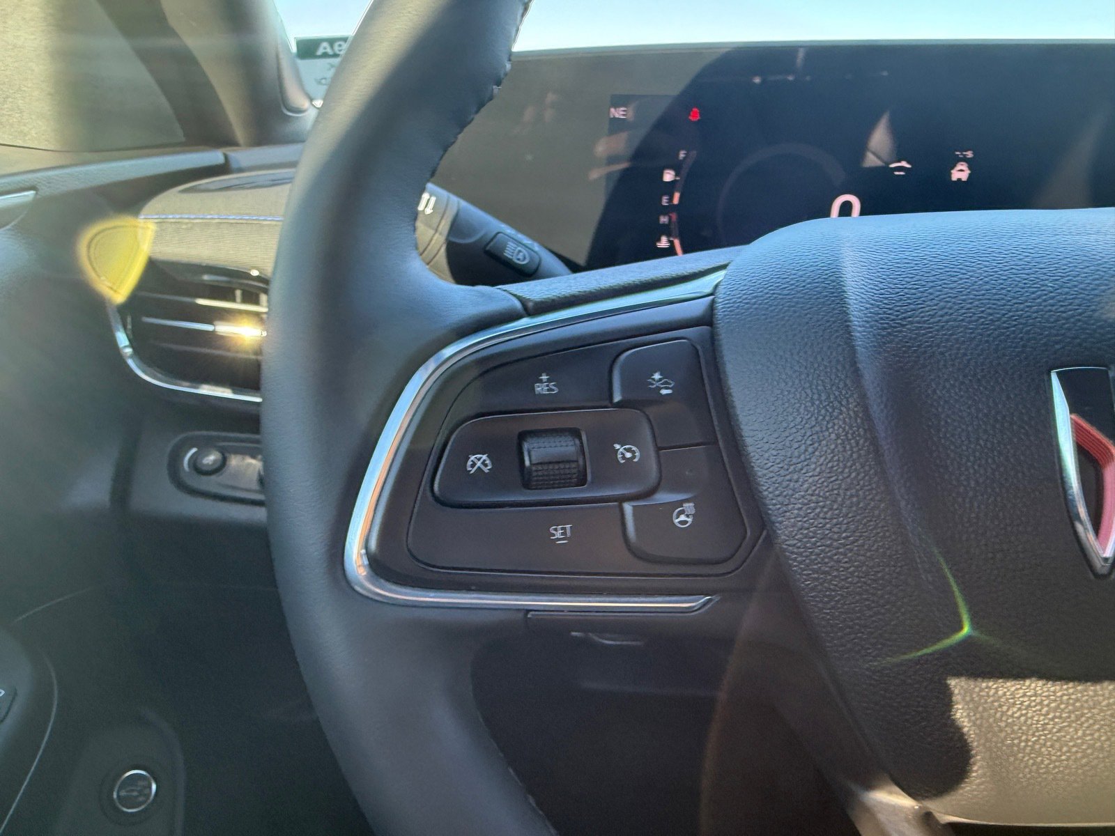 Certified 2025 Buick Envista Sport Touring w/ Convenience I Package image 25