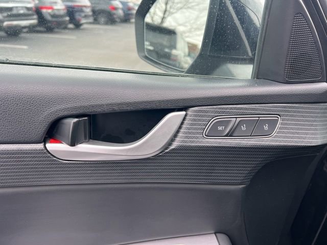 Used 2024 Hyundai Palisade Limited image 27