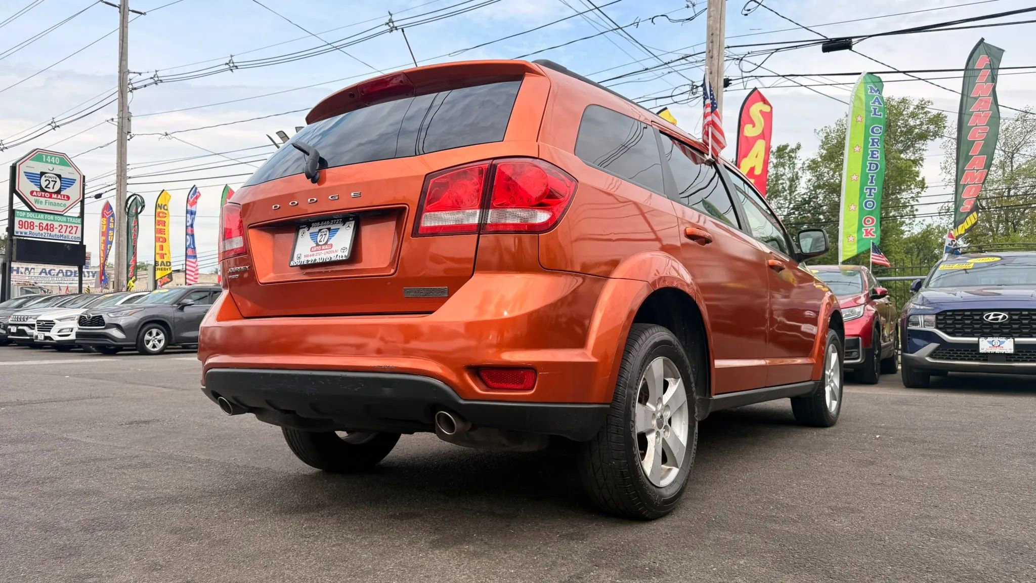 Used 2011 Dodge Journey Mainstreet w/ Popular Equipment Group AWD/4WD image 9