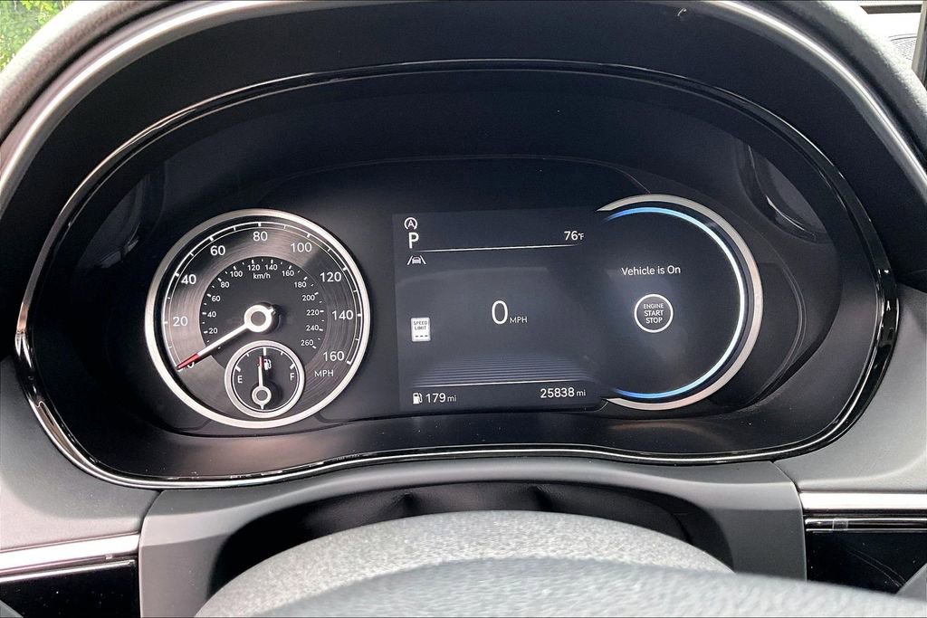 Used 2024 Genesis GV70 2.5T w/ Select Package image 26