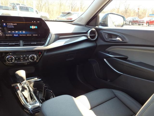 New 2026 Chevrolet Trax ACTIV w/ Sunroof Package image 22