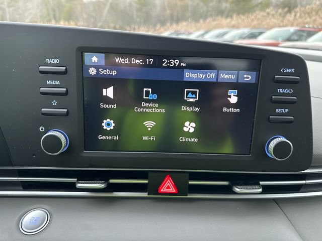 Certified 2025 Hyundai Elantra Blue image 15