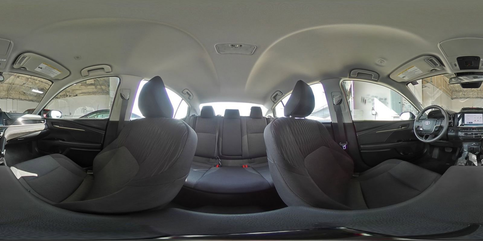 Used 2025 Toyota Camry LE image 41