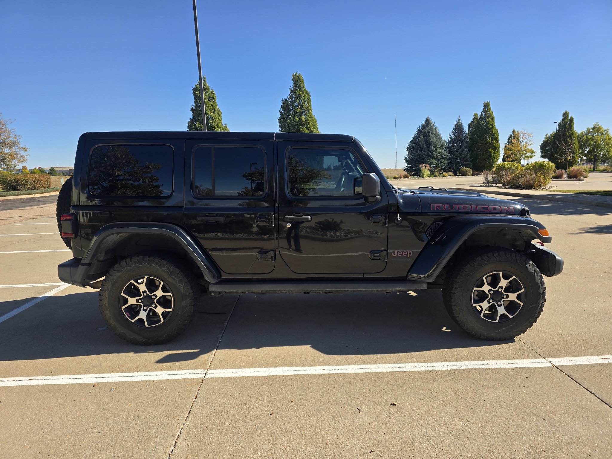 Used 2020 Jeep Wrangler Unlimited Rubicon AWD/4WD image 7