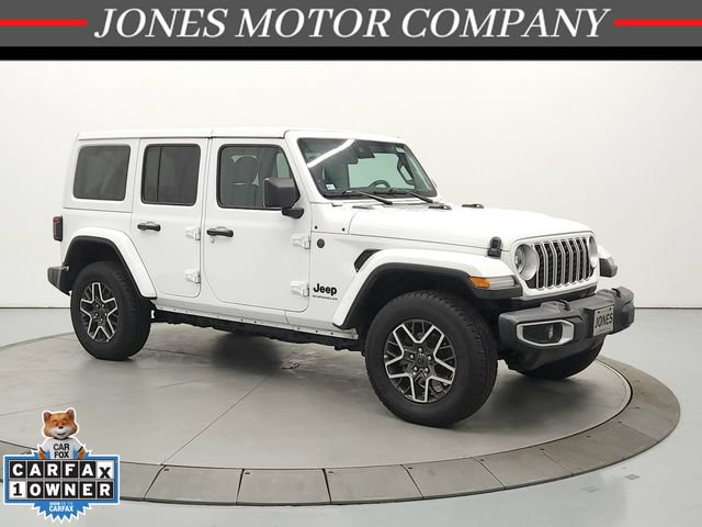 Used 2025 Jeep Wrangler Unlimited Sahara AWD/4WD image 1