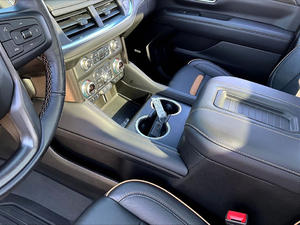 Used 2022 GMC Yukon XL AT4 AWD/4WD image 20
