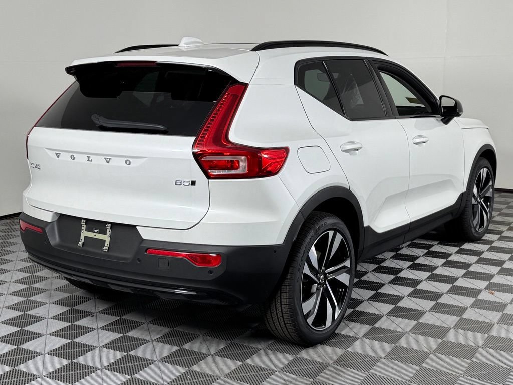 New 2026 Volvo XC40 B5 Ultra w/ Protection Package Premier AWD/4WD image 5