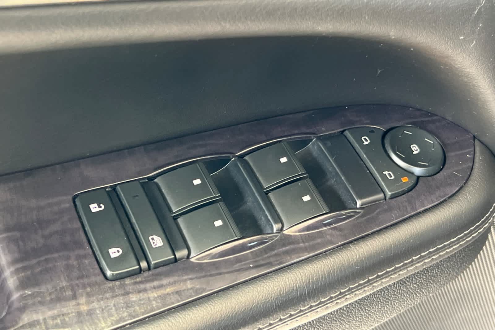 Used 2015 Buick Enclave Leather AWD/4WD image 13