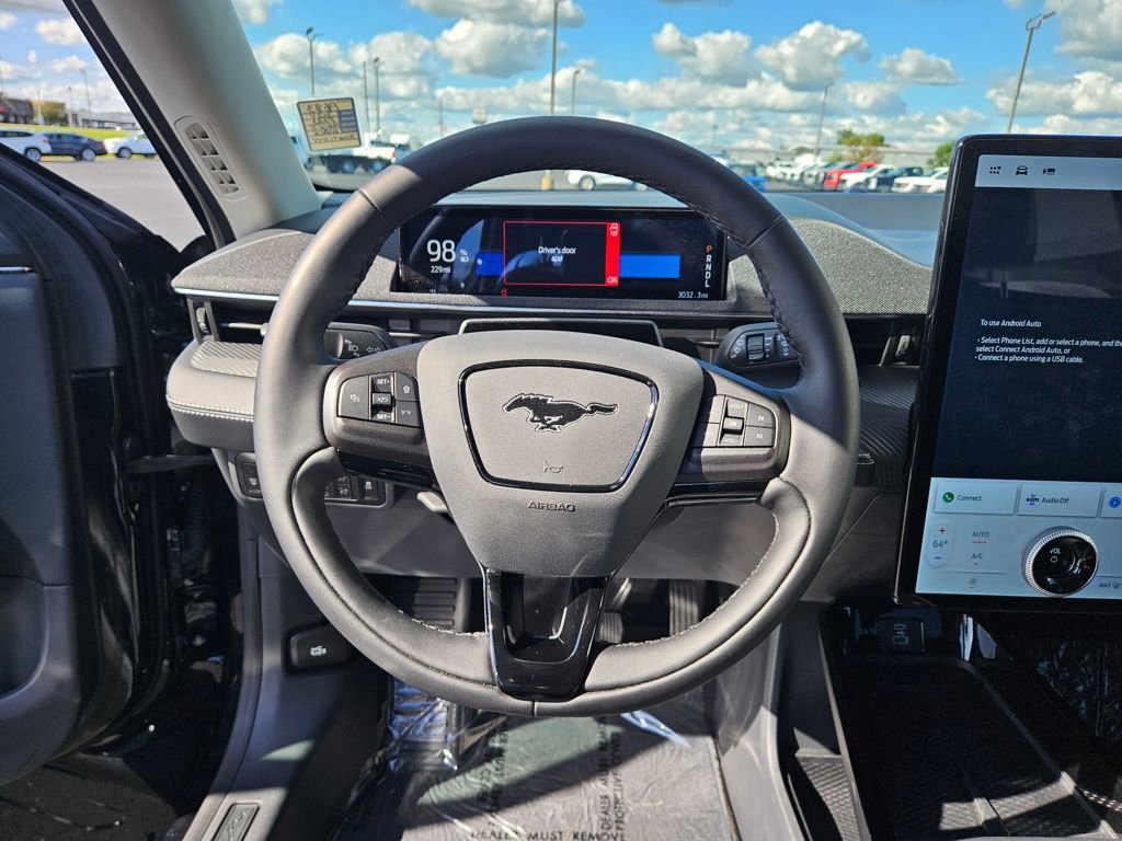 Used 2024 Ford Mustang Mach-E Select image 19