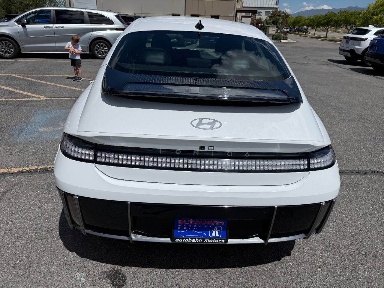 Used 2023 Hyundai Ioniq 6 SE AWD/4WD image 6