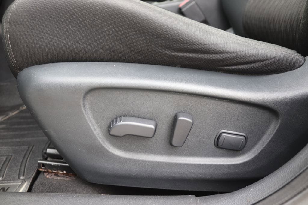 Used 2020 Nissan Rogue SV image 26
