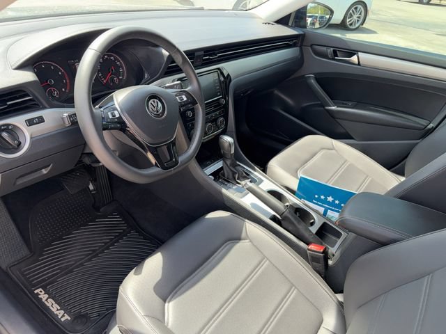 Used 2022 Volkswagen Passat 2.0T SE FWD image 8