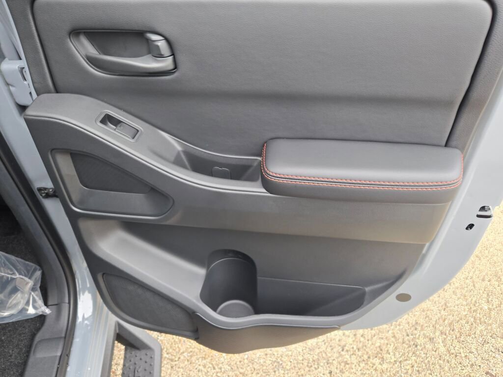 New 2026 Nissan Frontier PRO-4X w/ Pro Premium Package image 8