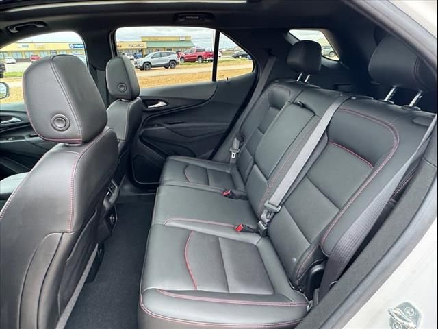 Used 2022 Chevrolet Equinox RS w/ RS Leather Package image 19