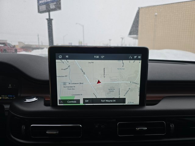 Used 2023 Lincoln Aviator Grand Touring w/ Equipment Group 301A image 17