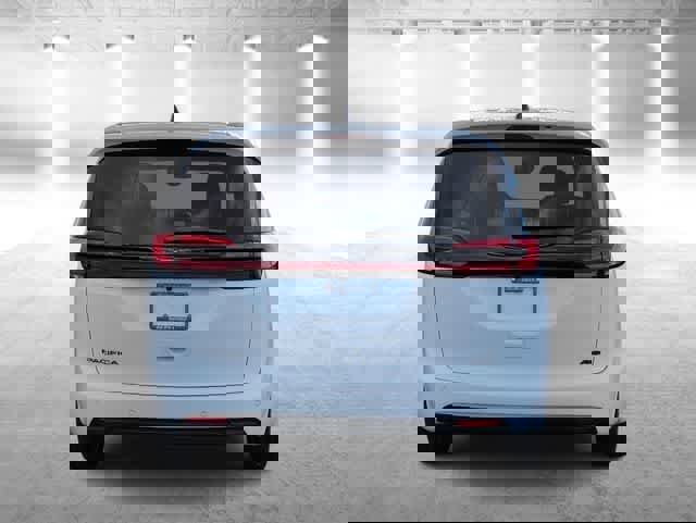 New 2026 Chrysler Pacifica Select image 7