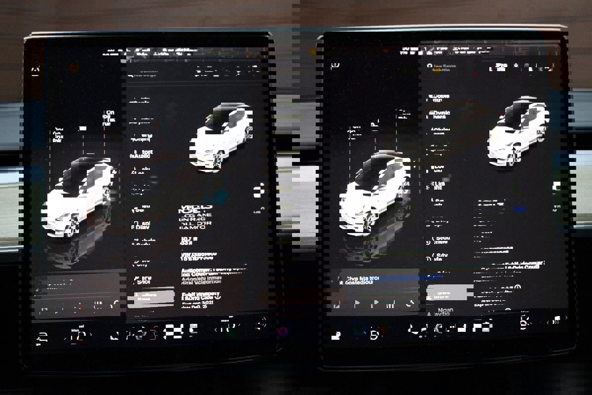 Used 2023 Tesla Model 3 Long Range image 4