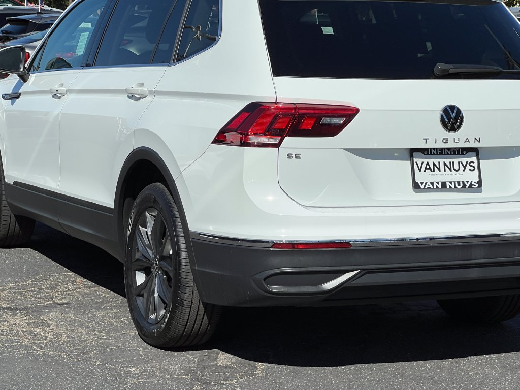 Used 2024 Volkswagen Tiguan SE AWD/4WD image 5