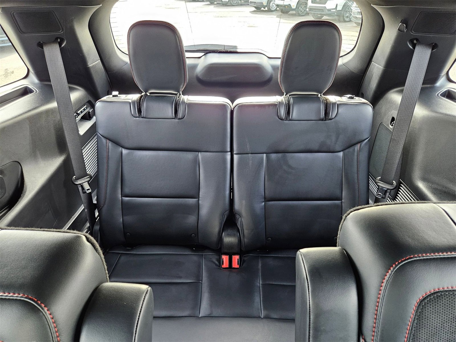 Used 2025 Ford Explorer ST image 23