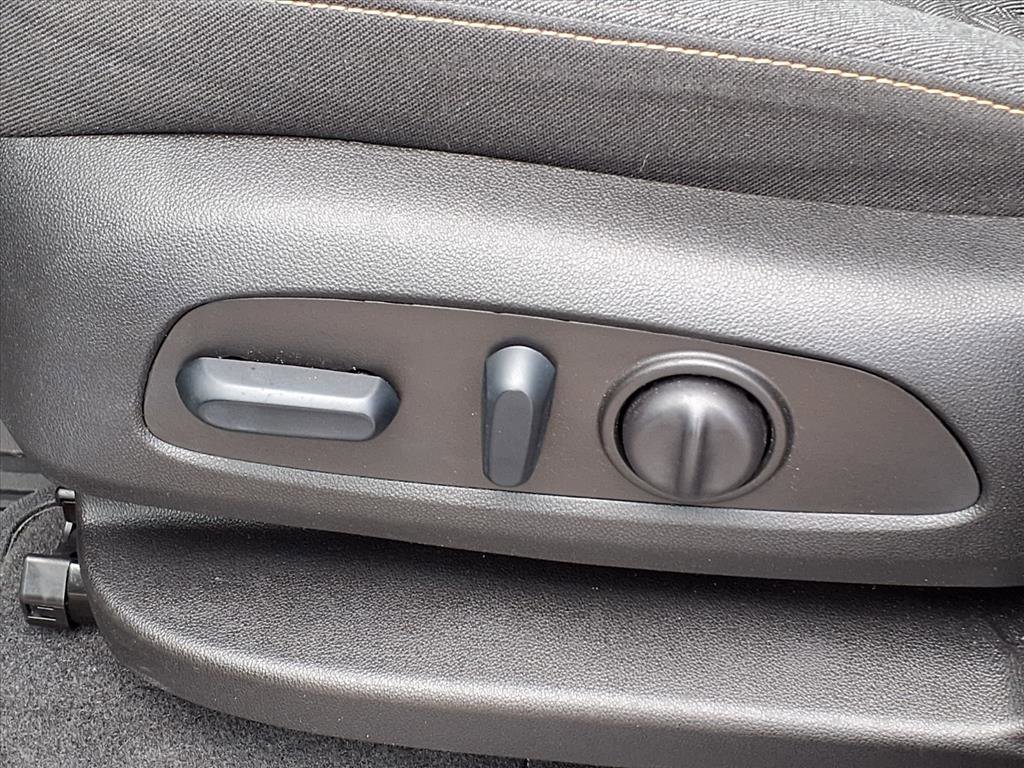 Used 2024 Chevrolet Equinox LT w/ LPO, Floor Liner Package image 13