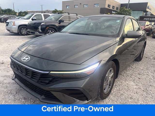 Used 2025 Hyundai Elantra SE