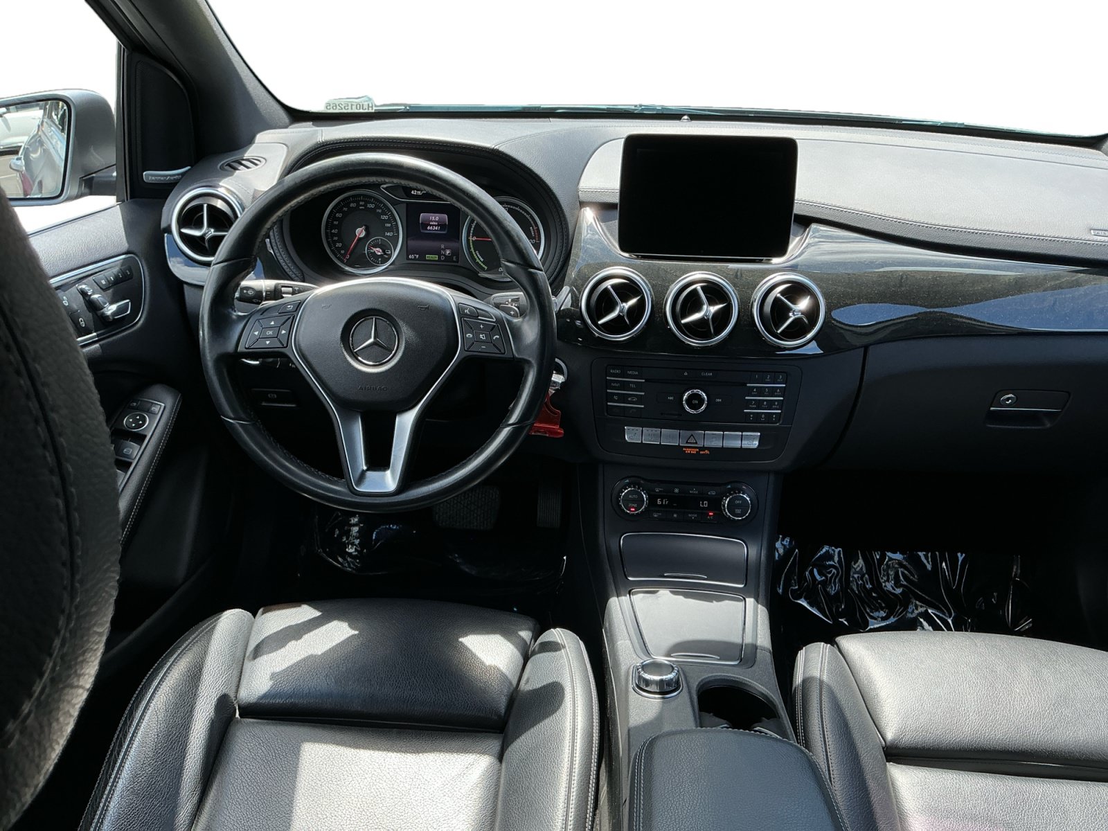Used 2017 Mercedes-Benz B 250e image 14