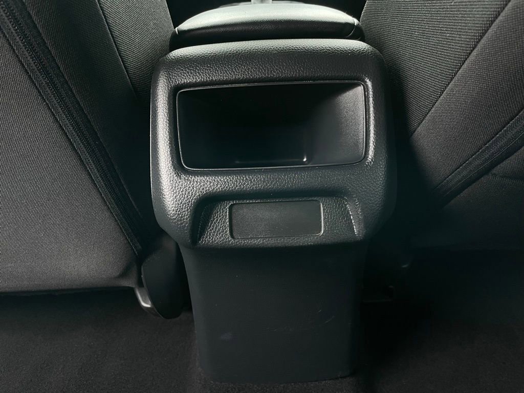 Used 2025 Honda HR-V LX image 39