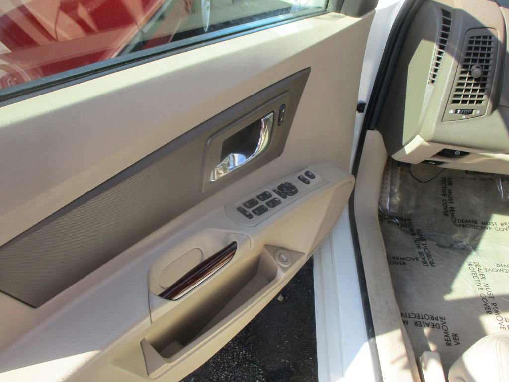 Used 2007 Cadillac CTS 3.6 w/ 3.6L V6 Luxury Package image 9