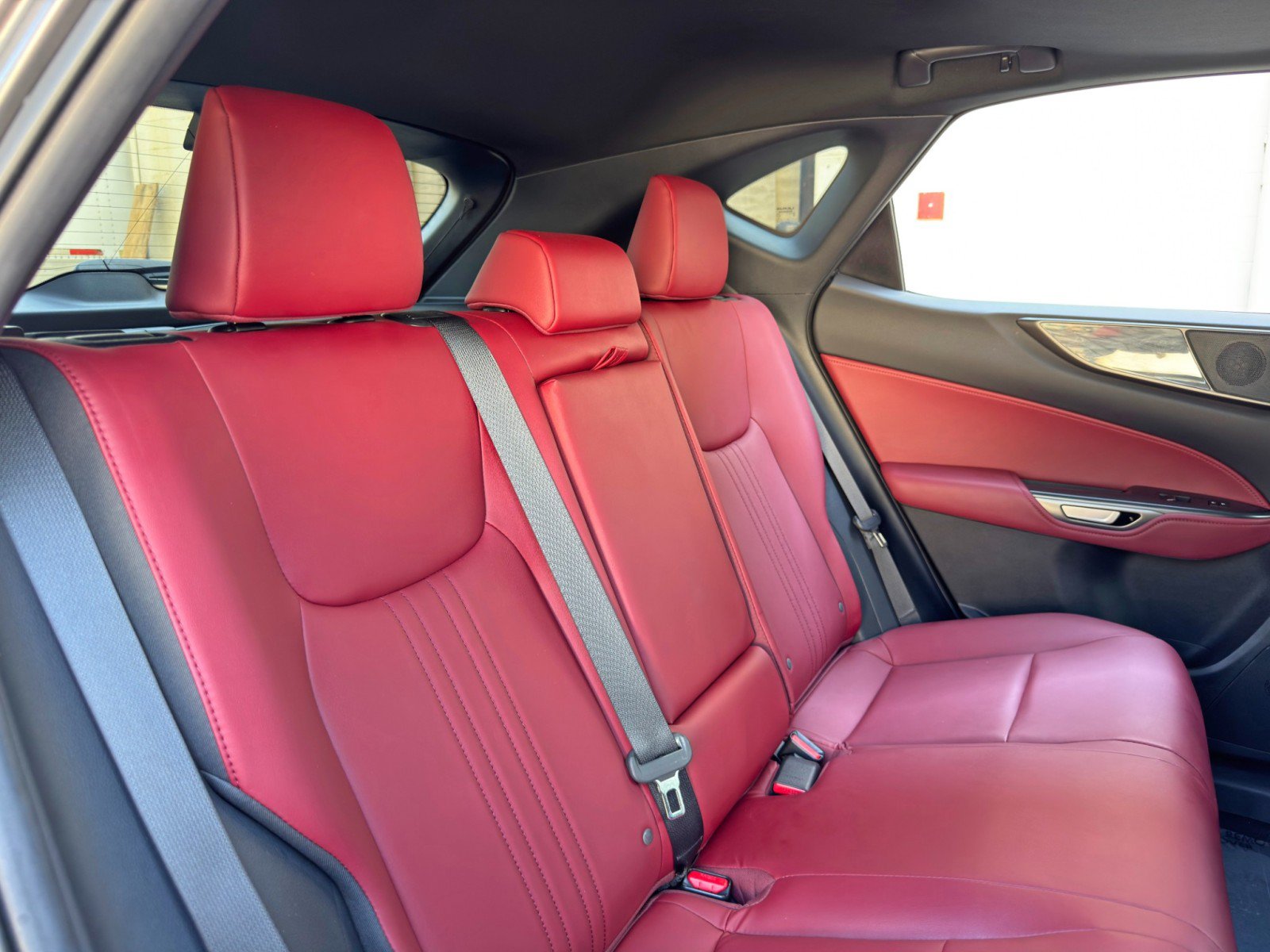 Used 2024 Lexus NX 350h AWD image 41