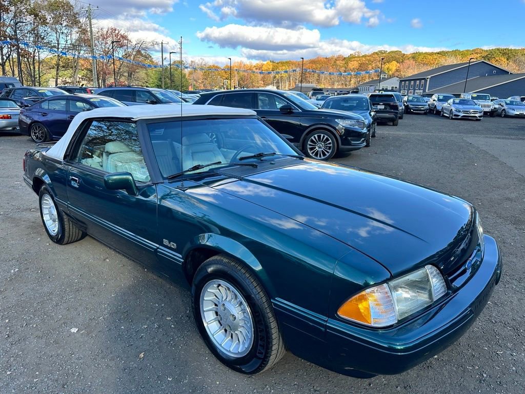 Used 1990 Ford Mustang LX image 3