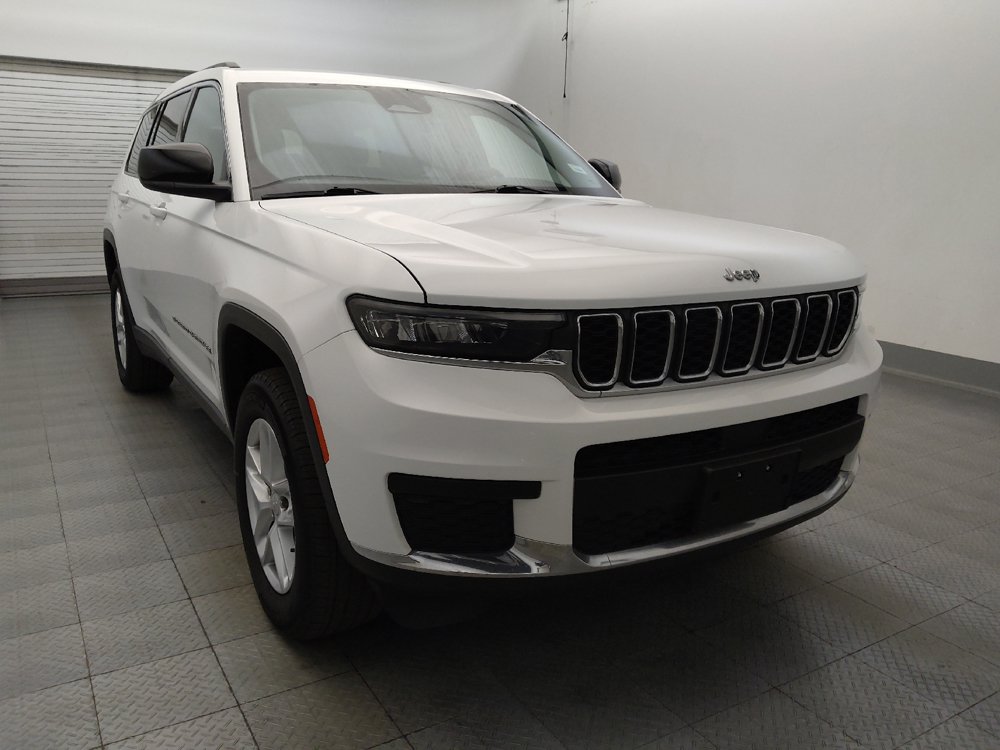 Used 2023 Jeep Grand Cherokee L Laredo w/ Luxury Tech Group I RWD image 13